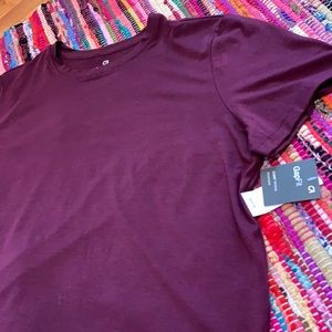 BNWT GapFit Cropped Breathable top